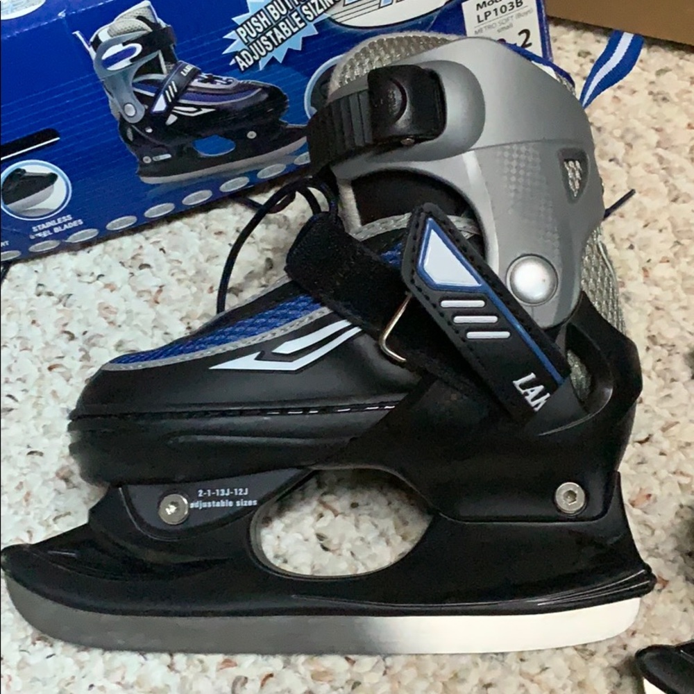 Ice Skates boys size 12-2 adjustable sizing